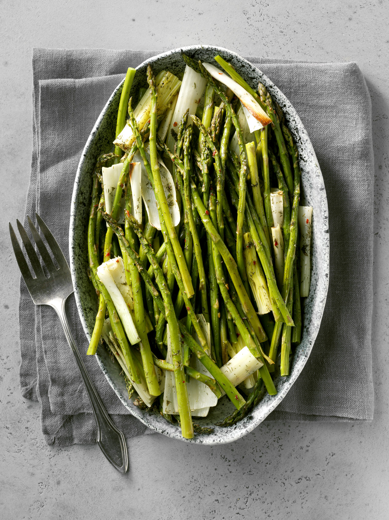 Roasted Asparagus photo by Chris Kessler Photography.  Chris Kessler is a freelance Photographer based in Milwaukee Wisconsin. Specializing in Food photography and portraiture.