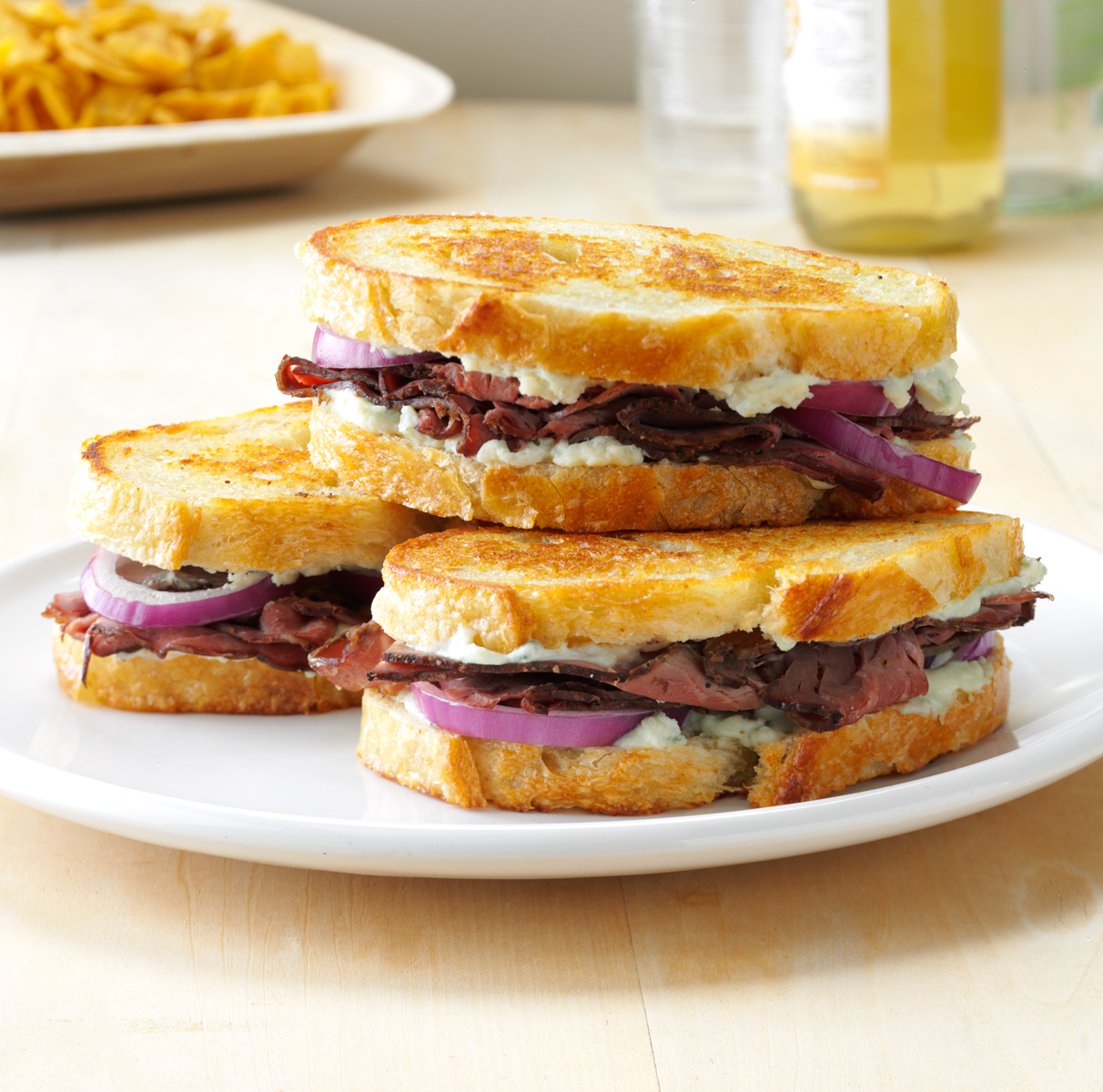 Roast Beef and Blue Cheese Sandwich with red onion photo by Chris Kessler Photography.  Chris Kessler is a freelance Photographer based in Milwaukee Wisconsin. Specializing in Food photography and portraiture.